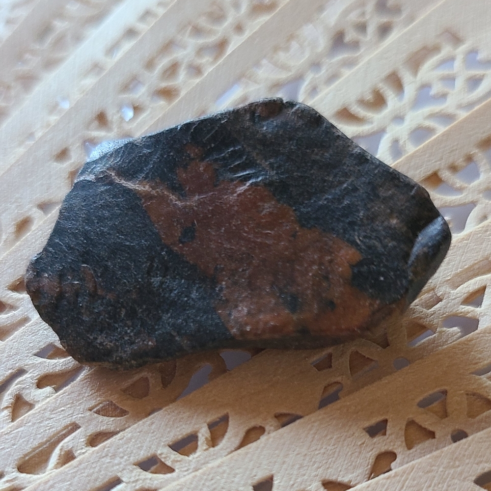 Unique Black and Brown Stone Michigan Painter Rock - Picture 1 of 5